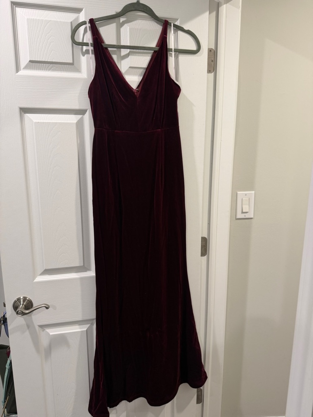 Lulu's Wine Velvet V-Neck Maxi Dress